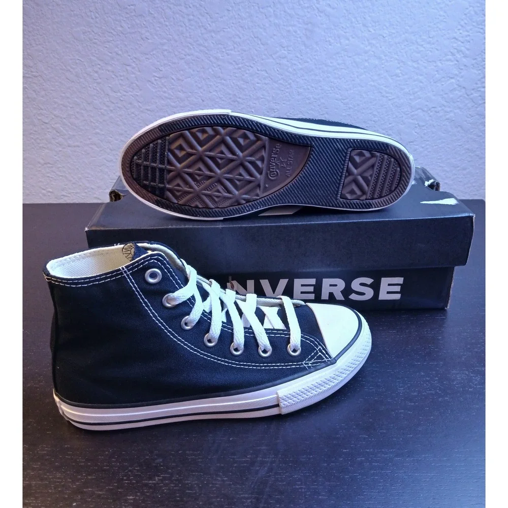 Converse Chuck Taylor All Star High Top Black Youth Sneakers 3J231 Size 2